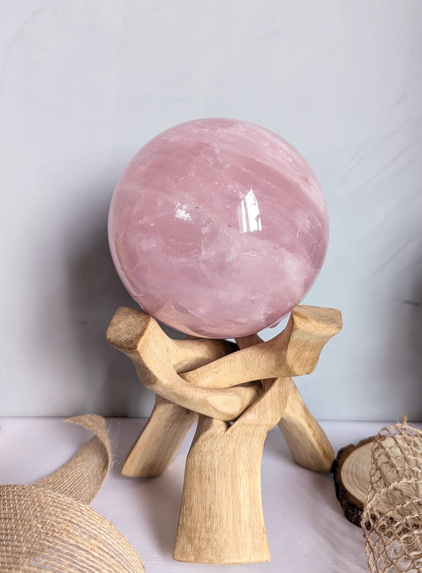 Quartz Rose en sphère, 100% naturelle fait main