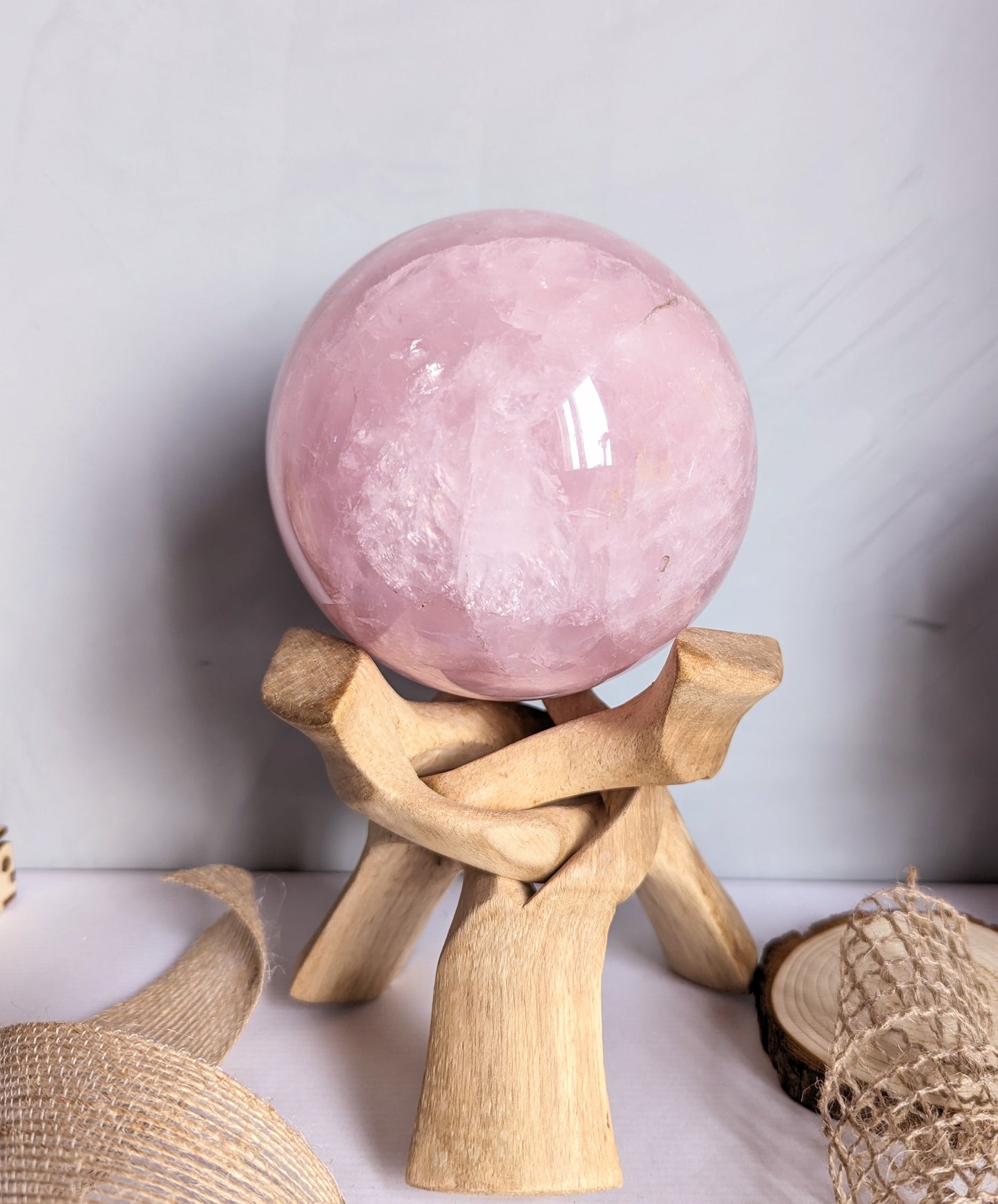 Quartz Rose en sphère, 100% naturelle fait main