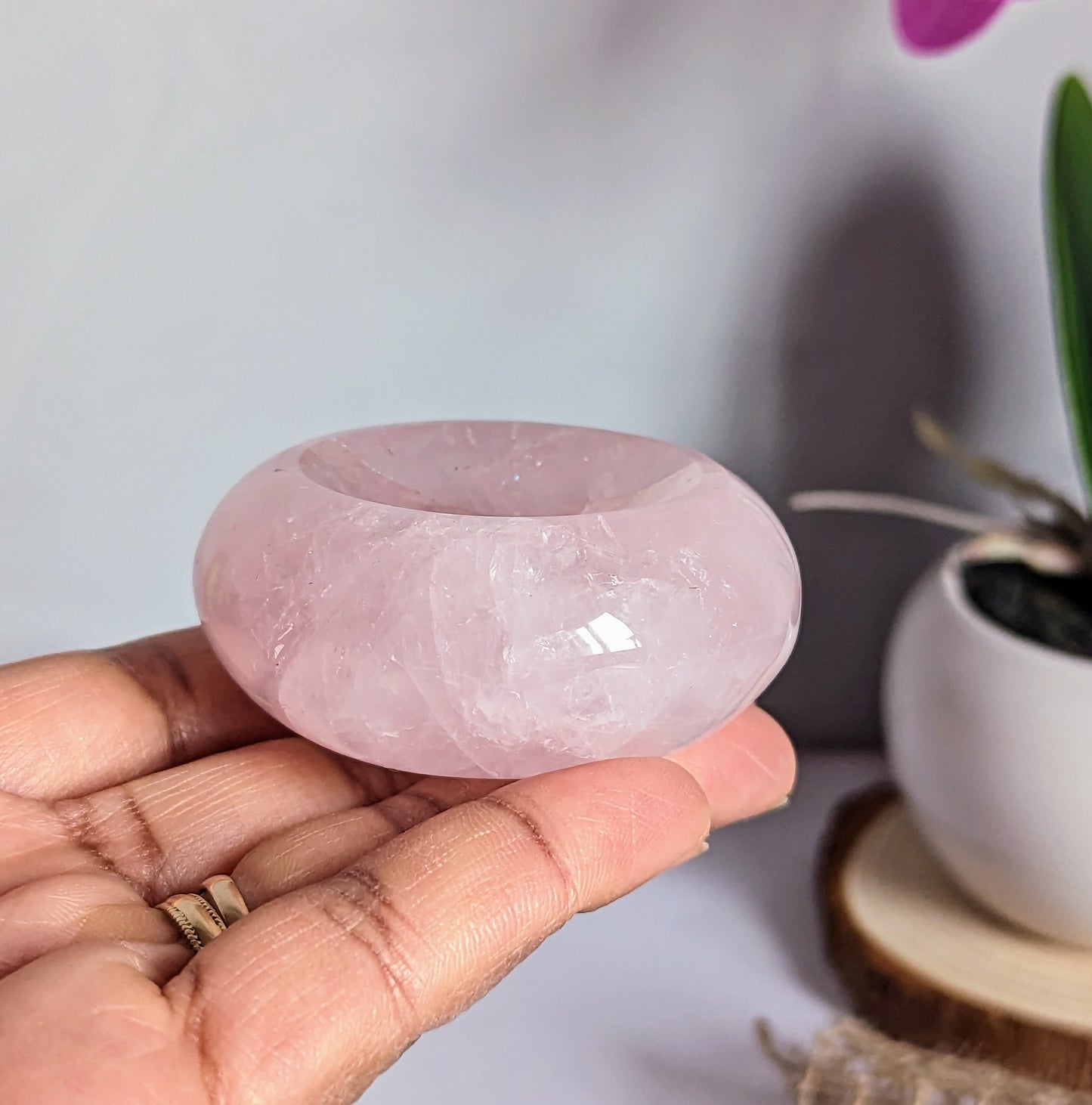 Quartz Rose en sphère, 100% naturelle fait main