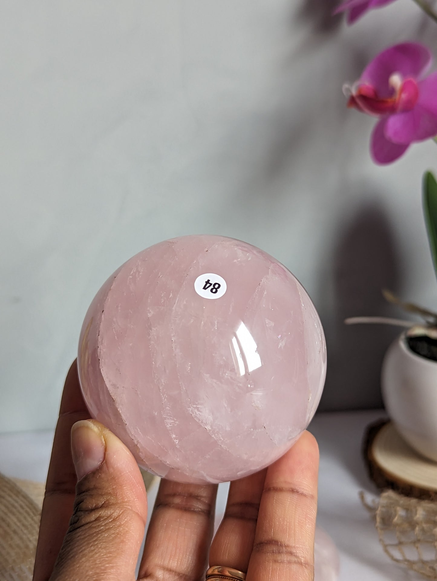 Quartz Rose en sphère, 100% naturelle fait main