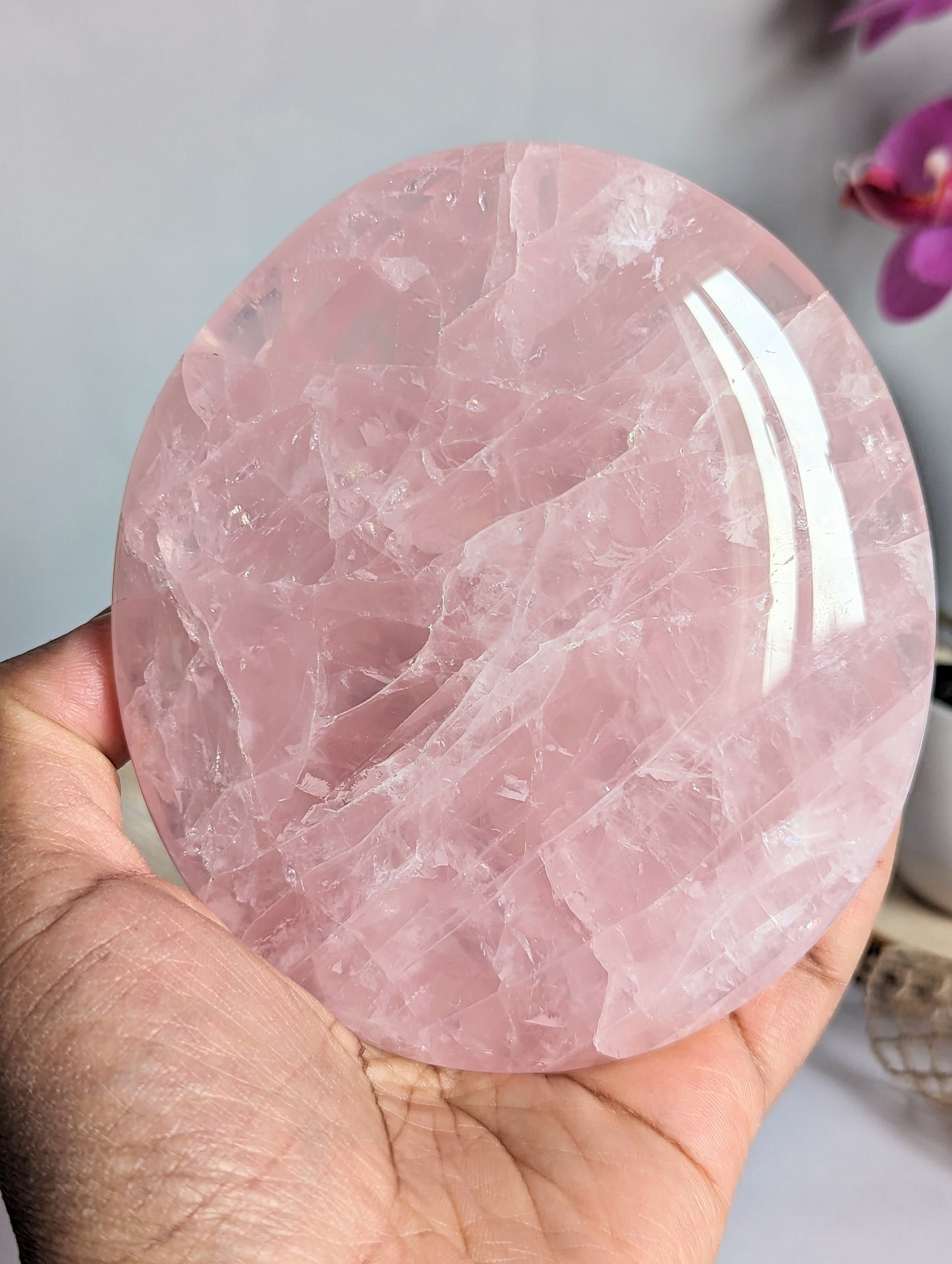 Quartz en gros galet en sphère, 100% naturelle fait main